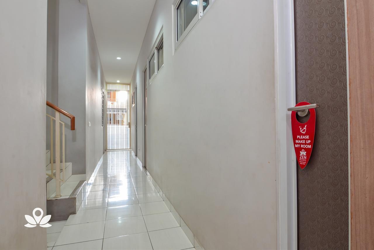 Zen Rooms Karet Pedurenan جاكرتا المظهر الخارجي الصورة